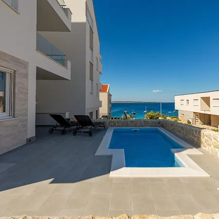 Dolphin View With A Pool By The Beach Mandre Buitenkant foto